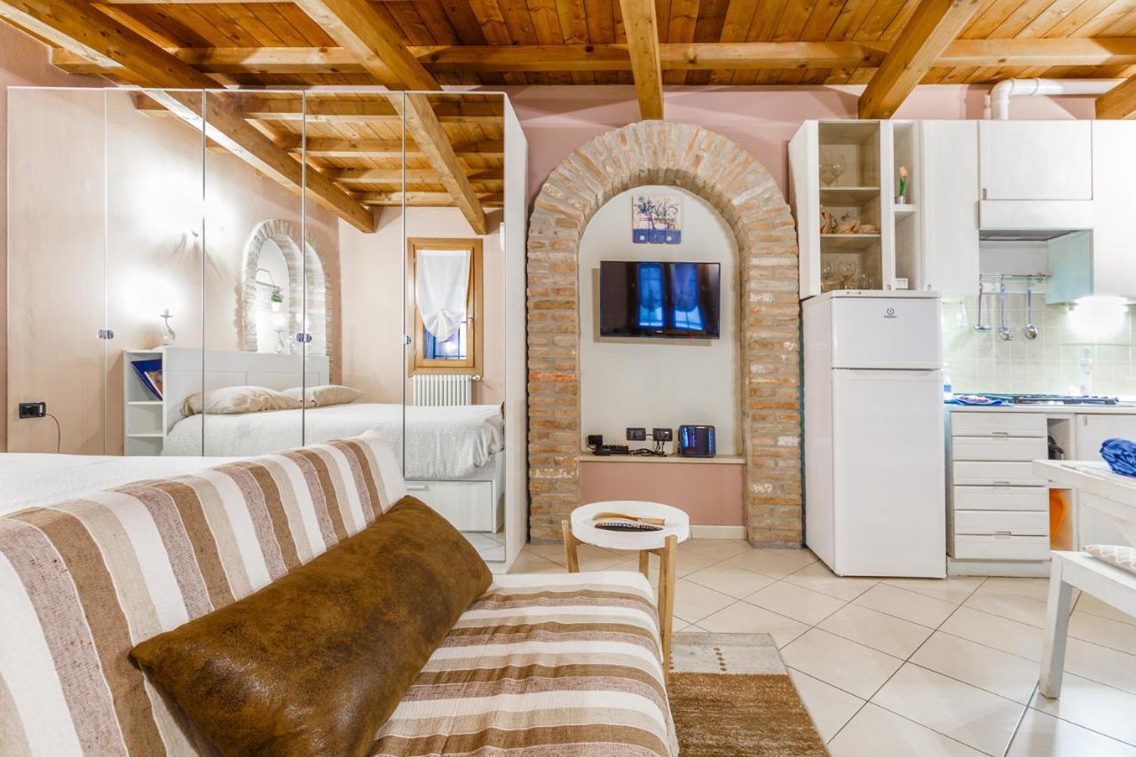 Apartamento Nell'Antico Ghetto Ebraico Ferrara Exterior foto
