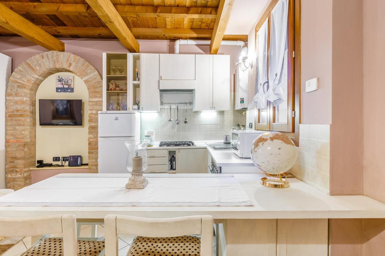 Apartamento Nell'Antico Ghetto Ebraico Ferrara Exterior foto