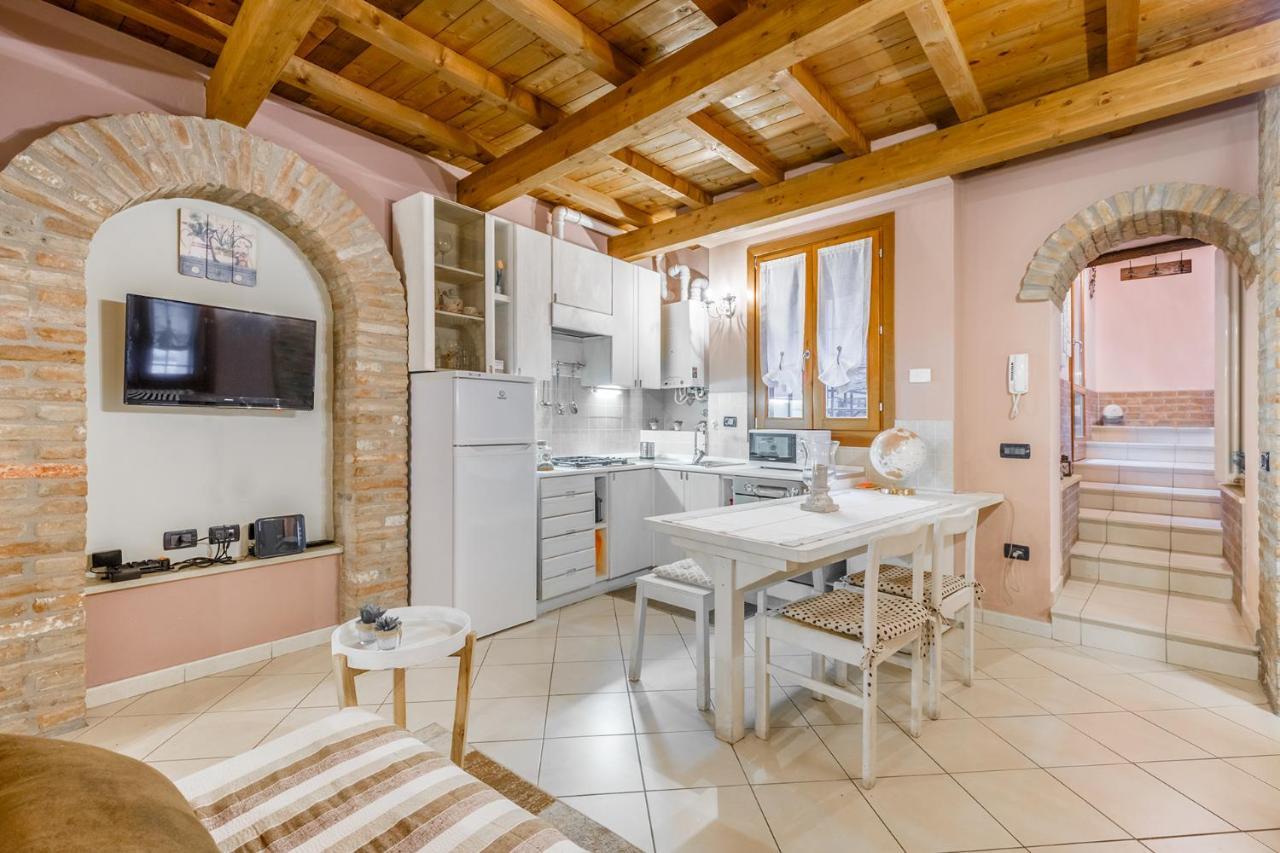 Apartamento Nell'Antico Ghetto Ebraico Ferrara Exterior foto