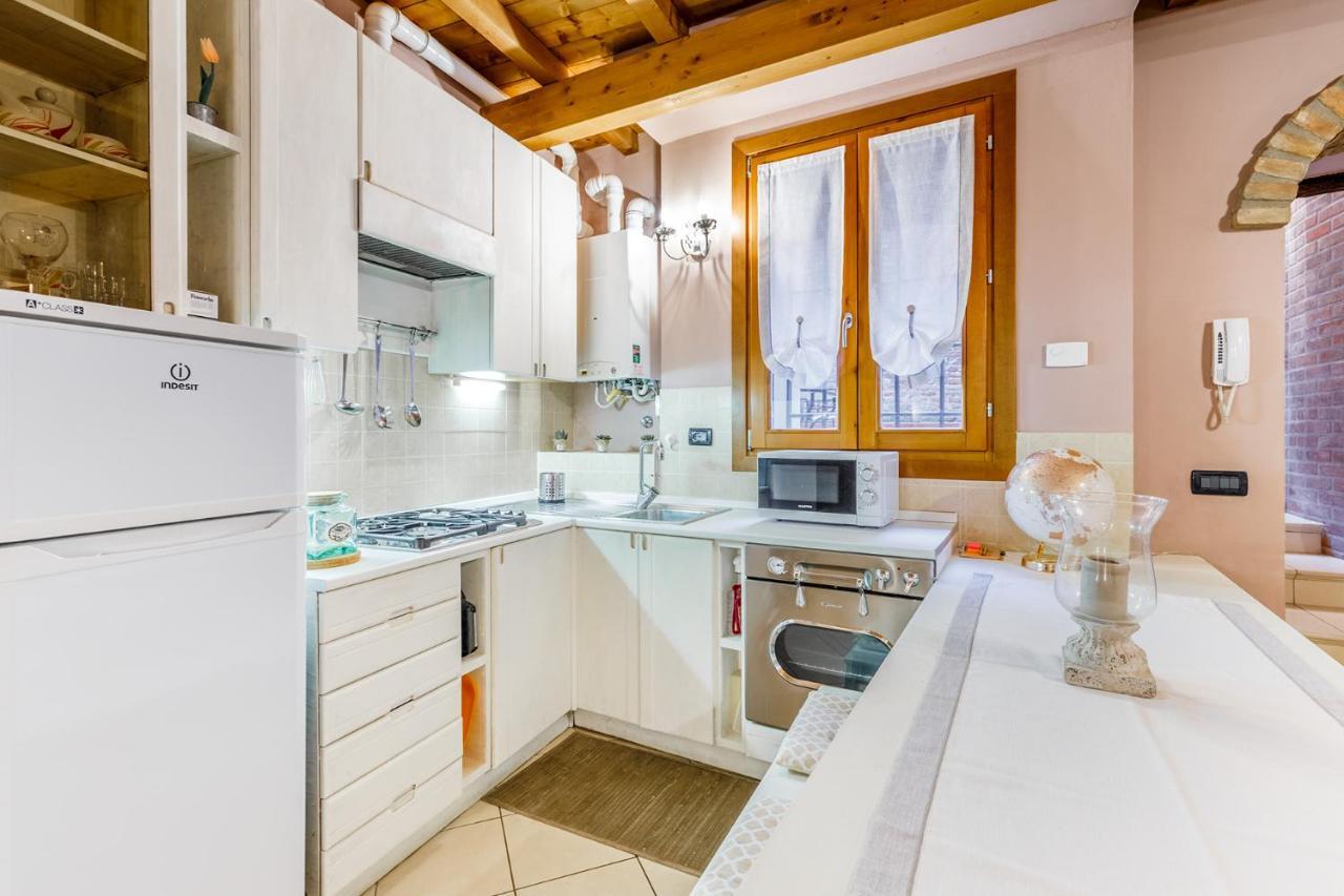Apartamento Nell'Antico Ghetto Ebraico Ferrara Exterior foto