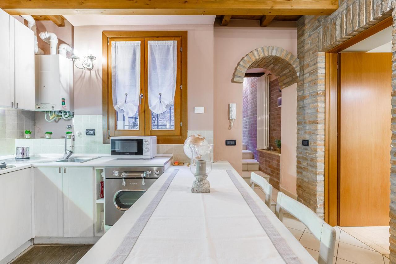 Apartamento Nell'Antico Ghetto Ebraico Ferrara Exterior foto