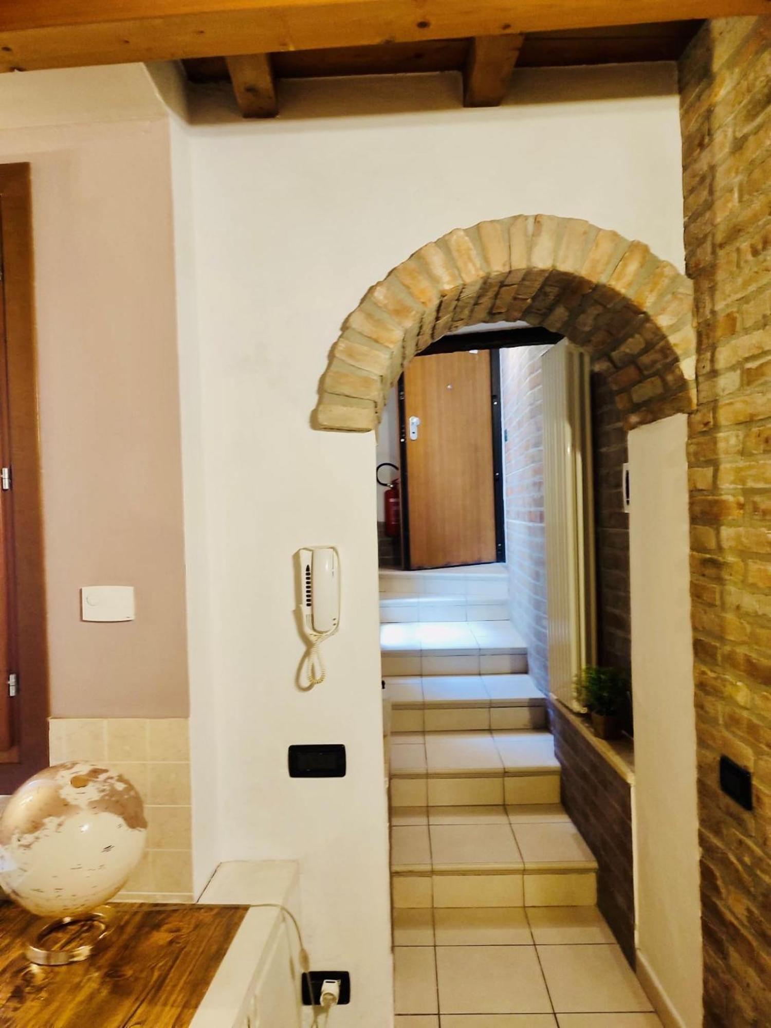 Apartamento Nell'Antico Ghetto Ebraico Ferrara Exterior foto