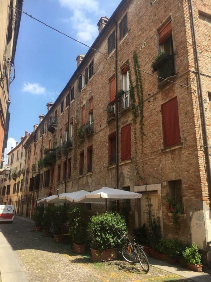 Apartamento Nell'Antico Ghetto Ebraico Ferrara Exterior foto
