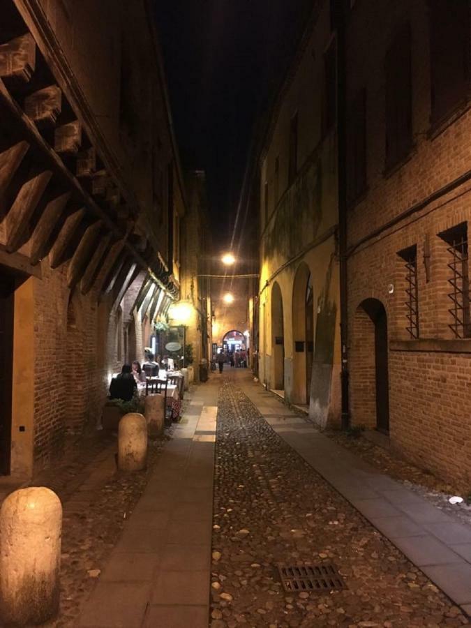 Apartamento Nell'Antico Ghetto Ebraico Ferrara Exterior foto