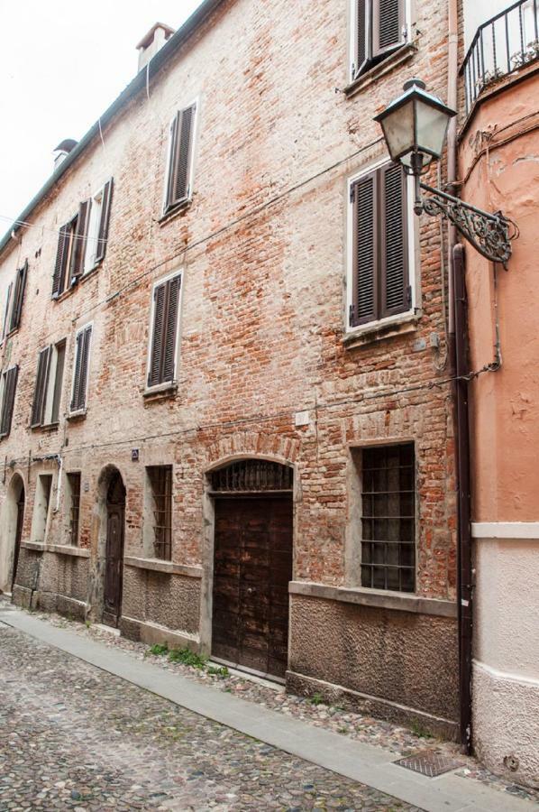 Apartamento Nell'Antico Ghetto Ebraico Ferrara Exterior foto